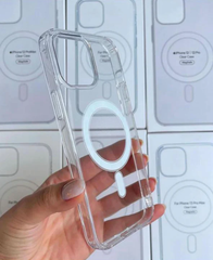 Apple MagSafe Clear Case for iPhone